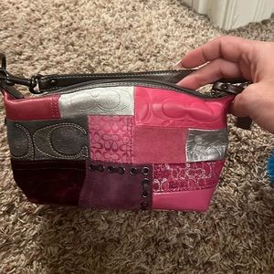 Small coach purse pall different color pinks and silvers